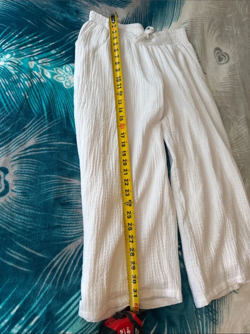 JM Collection White Gauze Drawstring Bermuda Shorts